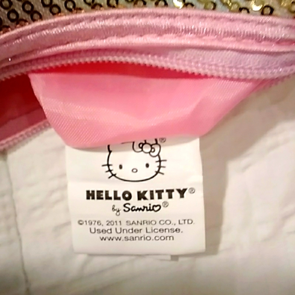 Hello Kitty Mini Purse - image 8